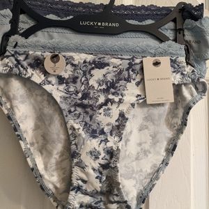 Lucky brand size small three pack super soft bikinis